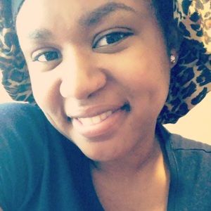 Meet your Posher, Alisha